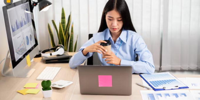 Make Extra Income Using Online Consulting