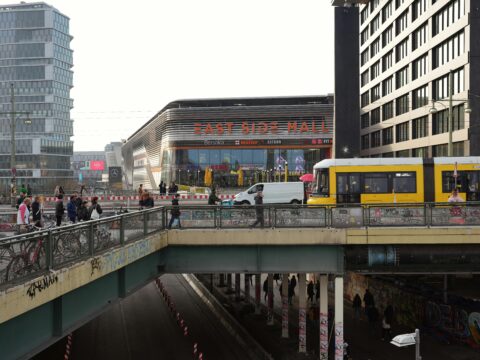 Start a High-Income Side Hustle in 2026